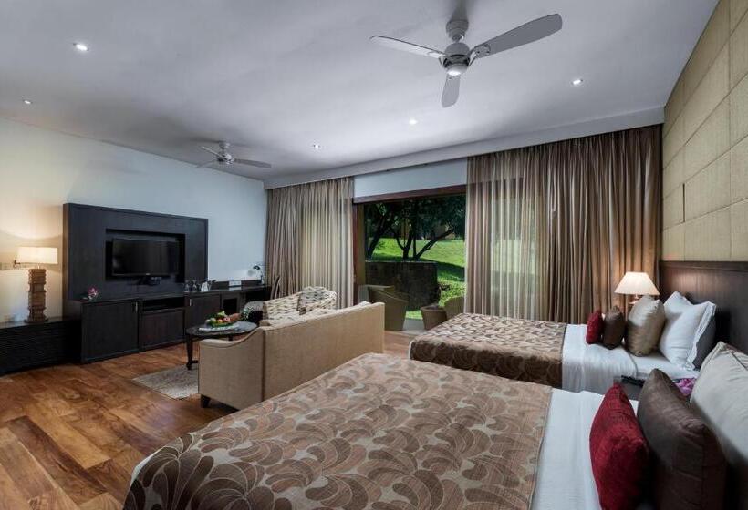 سوییت خانوادگی, Amaya Lake Dambulla
