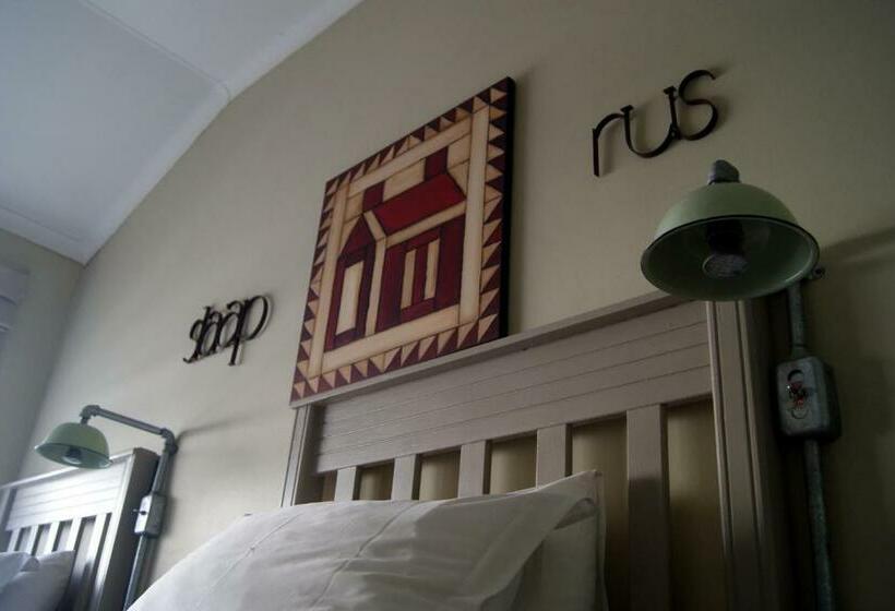 اتاق استاندارد, Homestead Guesthouse And Coffee Shoppe