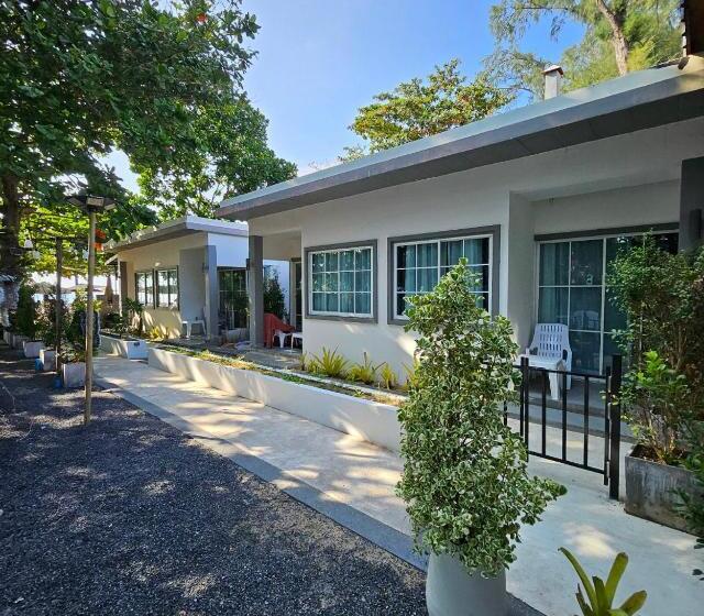 اتاق سوپریور, Tt Naiyang Beach Phuket