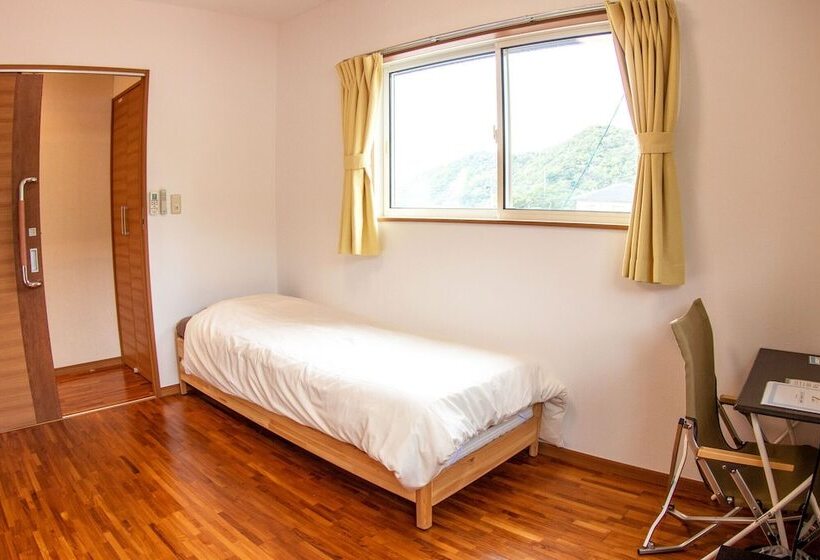 اتاق استاندارد یک تخته با سرویس بهداشتی مشترک, Zerogravity Seisui Villa