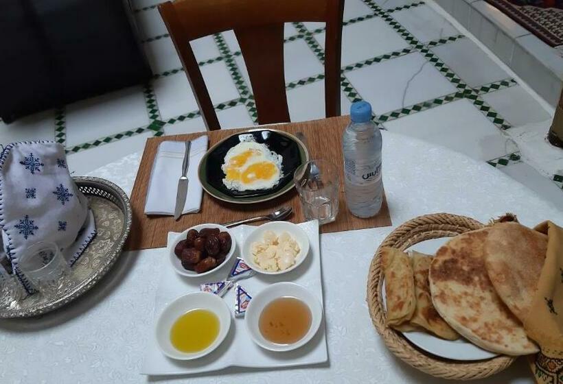 اتاق خانوادگی, Riad Alkatib Meknès