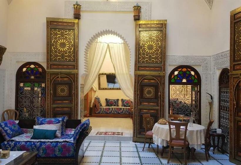 اتاق خانوادگی, Riad Dar Alkatib Meknès