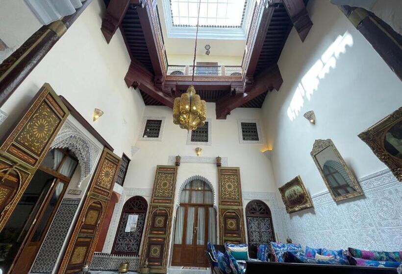 اتاق خانوادگی, Riad Dar Alkatib Meknès