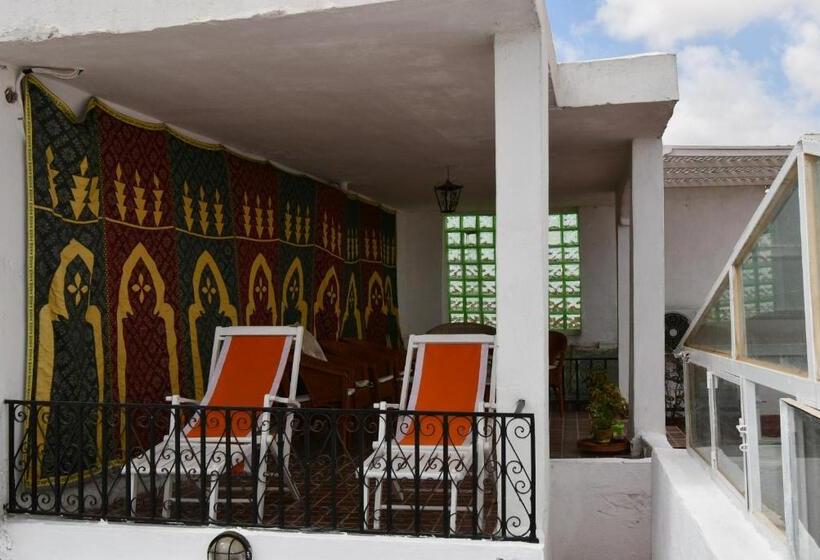 سوییت خانوادگی, Riad Alkatib Meknès