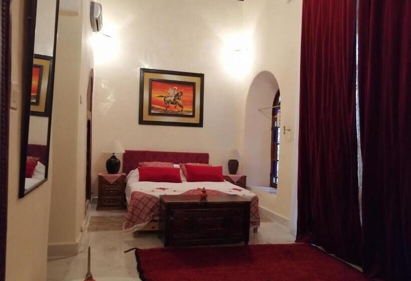 سوییت خانوادگی, Riad Alkatib Meknès