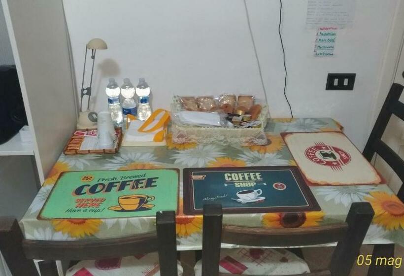 اتاق خانوادگی, B&b Il Girasole   A Casa Di Ale