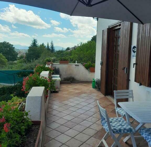اتاق خانوادگی, B&b Il Girasole   A Casa Di Ale