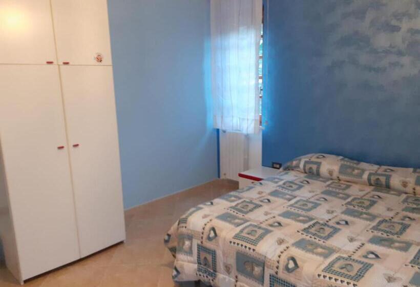 آپارتمان 1 خوابه با چشم‌انداز باغ, B&b Il Girasole   A Casa Di Ale