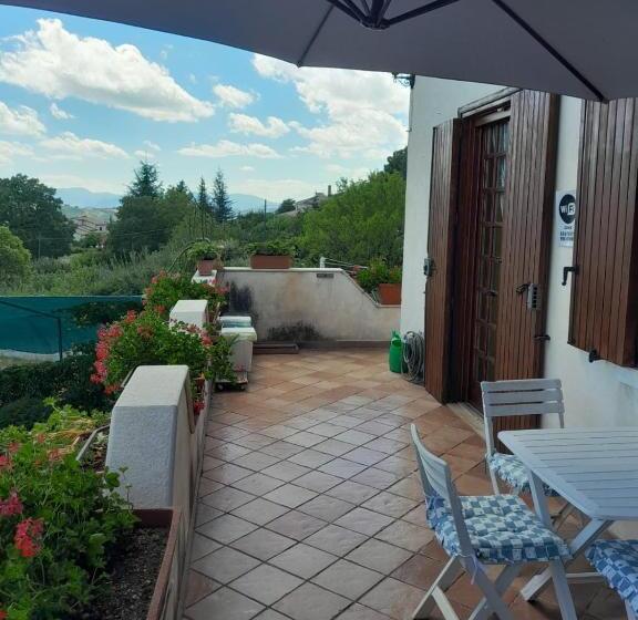 آپارتمان 1 خوابه با چشم‌انداز باغ, B&b Il Girasole   A Casa Di Ale