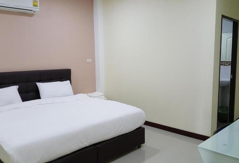 Family Suite, Charoensuk Grand