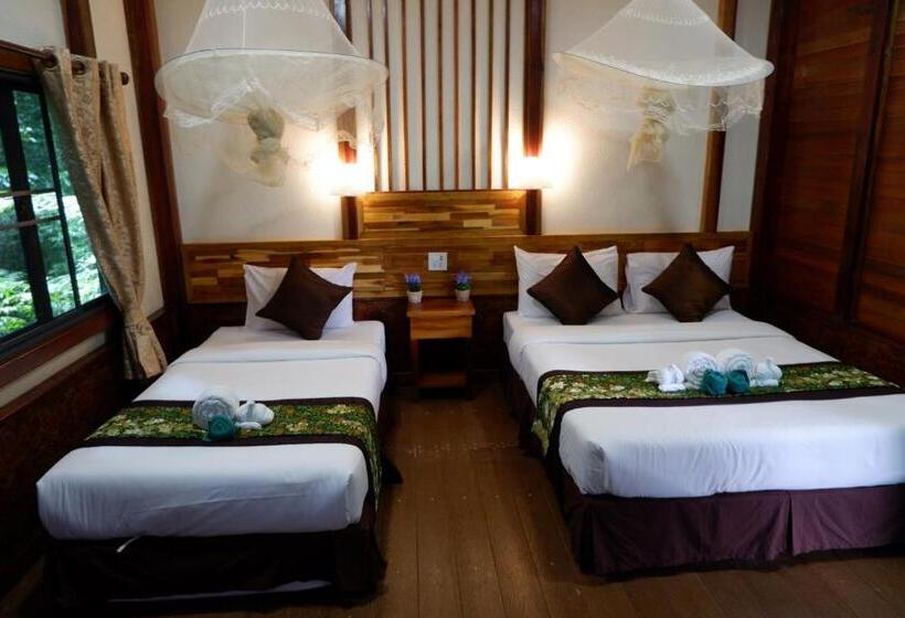 اتاق لوکس سه تخته, Khao Sok Nature Resort