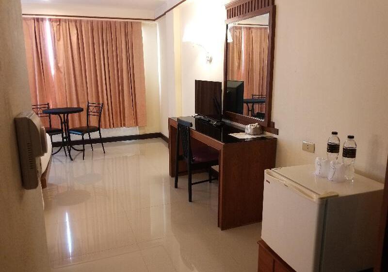 اتاق استاندارد, Songphanburi