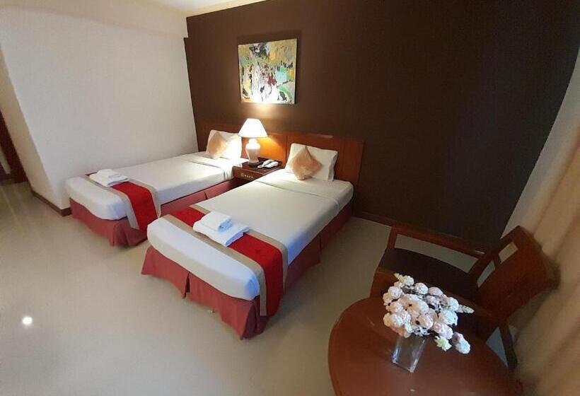 اتاق لوکس, Songphanburi