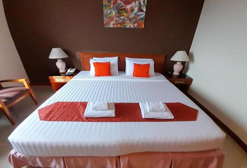 اتاق لوکس, Songphanburi