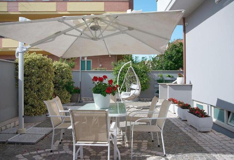 آپارتمان 1 خوابه, Rome Airport Inn