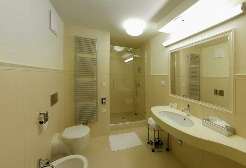 اتاق استاندارد, Esmarin Wellness