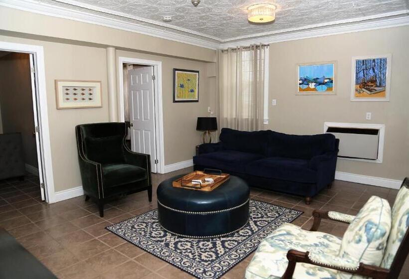 سوییت لوکس, Empire Inn And Suites