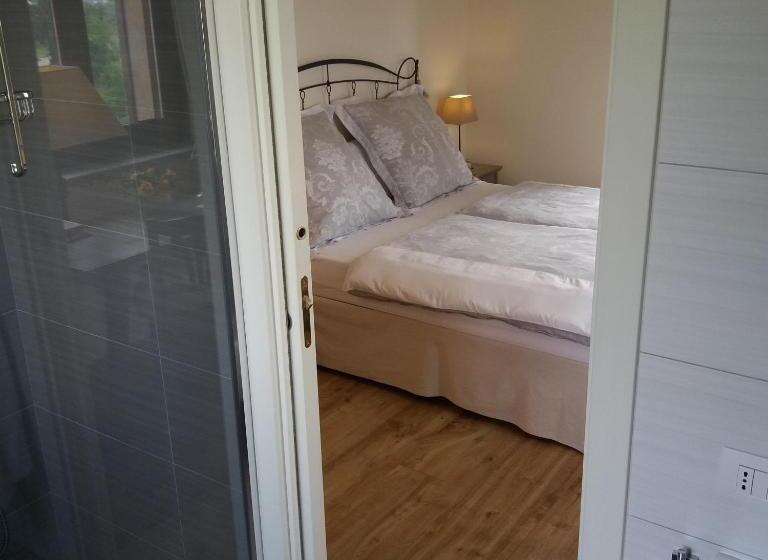 سوییت جونیور با چشم‌انداز استخر, Alta Villa The Countryhouse Adults Only Boutique Bnb