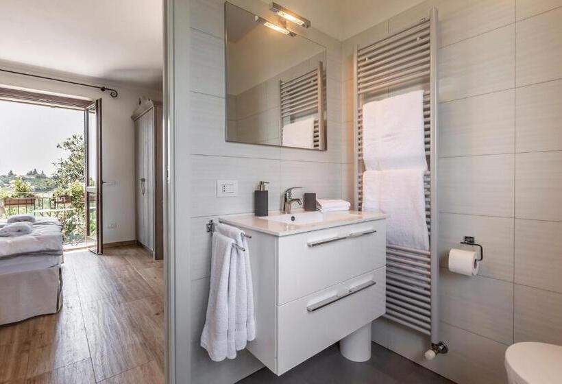 سوییت جونیور با چشم‌انداز استخر, Alta Villa The Countryhouse Adults Only Boutique Bnb