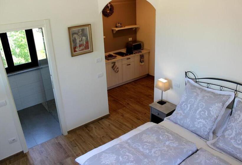 سوییت جونیور با چشم‌انداز استخر, Alta Villa The Countryhouse Adults Only Boutique Bnb