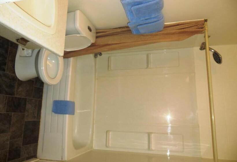 اتاق استاندارد با آشپزخانه, Macklin Motor Inn