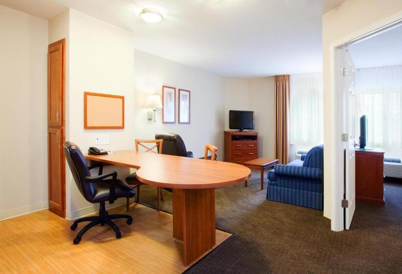 سوئیت با تخت بزرگ, Candlewood Suites New Bern, An Ihg