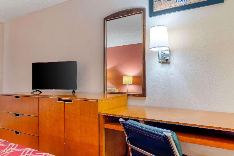 اتاق استاندارد با تخت بزرگ, Econo Lodge