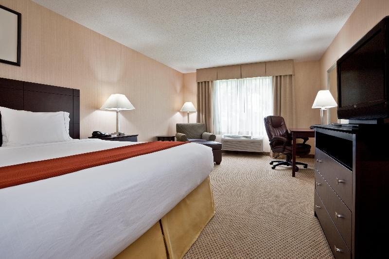 اتاق استاندارد با تخت بزرگ, Holiday Inn Express Hotel & Suites Tipp City, An Ihg