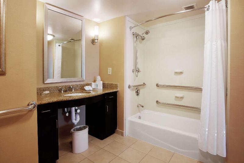 سوئیت با تخت بزرگ, Holiday Inn Express Hotel & Suites Tipp City, An Ihg