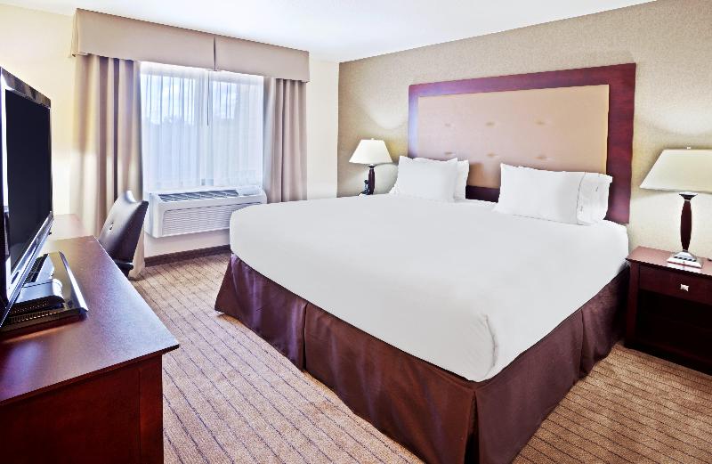 اتاق استاندارد با تخت بزرگ, Holiday Inn Express Portland South  Lake Oswego