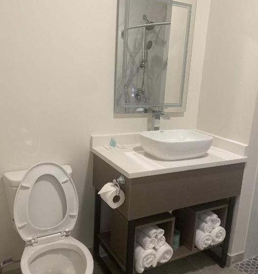 سوییت, Mainstay Suites Columbia Harbison