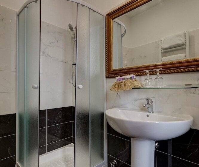 اتاق استاندارد یک نفره, Residenza In Farnese