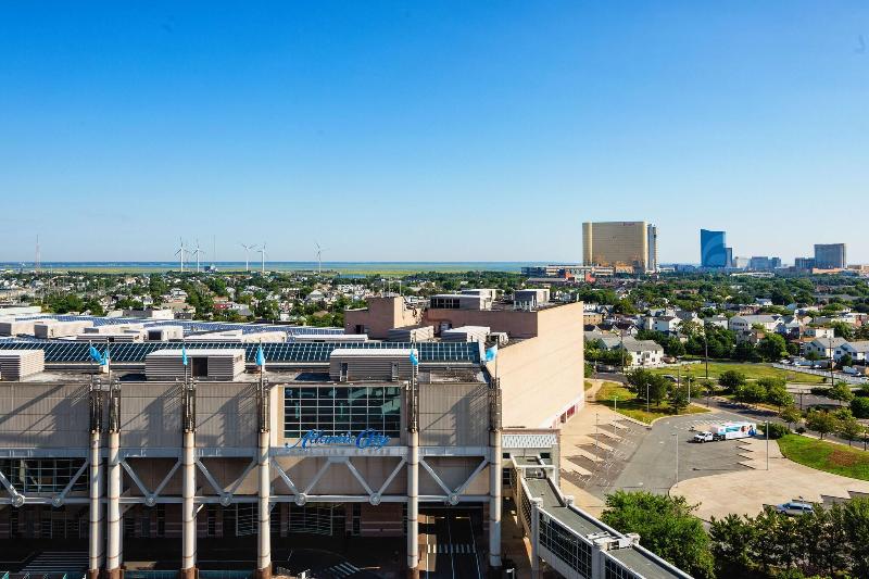 اتاق لوکس با تخت بزرگ, Sheraton Atlantic City Convention Center