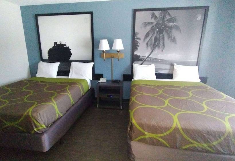 اتاق استاندارد با 2 تخت دوبل, Super 8 By Wyndham Dania/fort Lauderdale Airport
