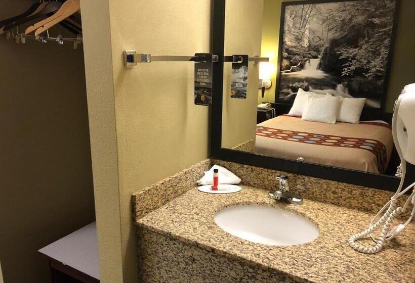 Standard Room, Super 8 By Wyndham Lagrande