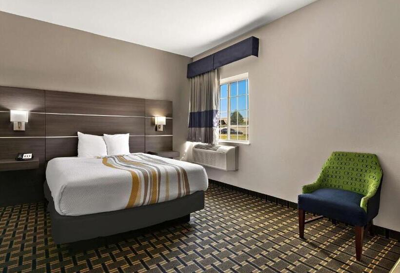 Camera Standard Letto Queen Accessibile ai persone con mobilità ridotta, Surestay Plus  By Best Western Tulsa East