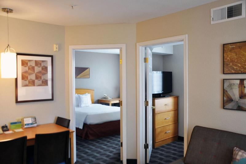 سوییت, Towneplace Suites By Marriott Albuquerque Airport