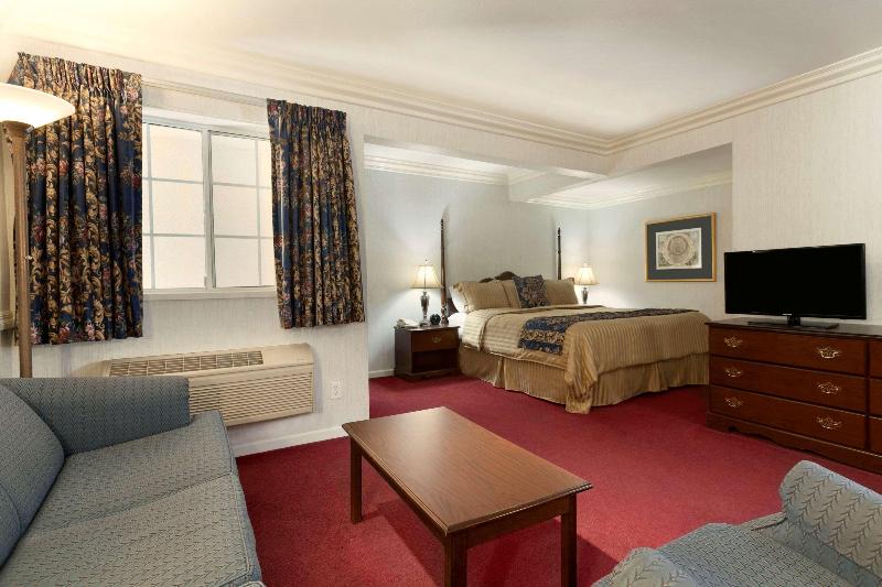 اتاق لوکس, Travelodge By Wyndham Redding Ca