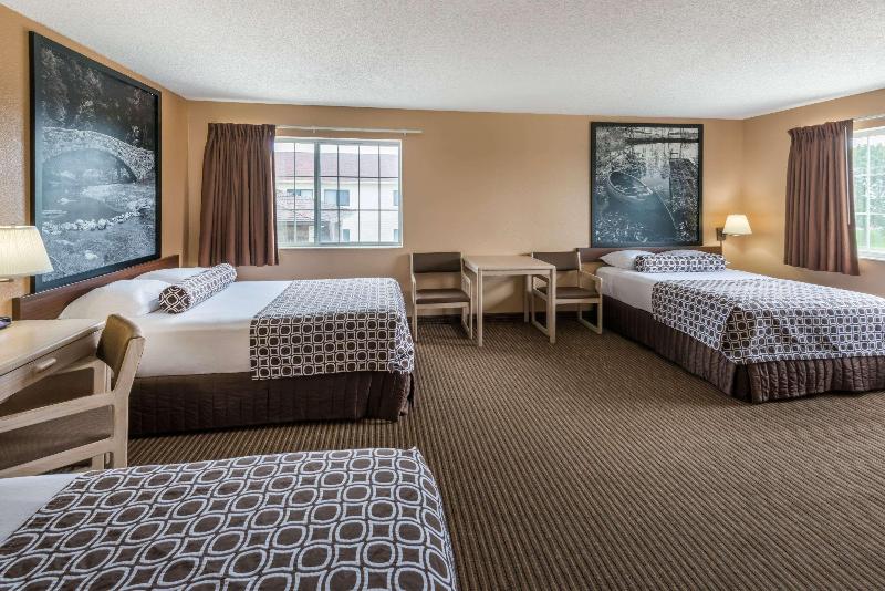 سوییت, Super 8 By Wyndham Fort Dodge Ia