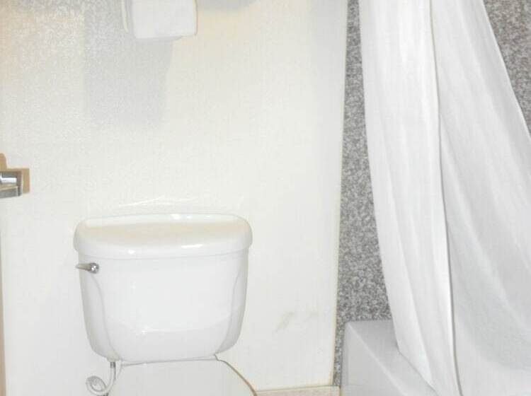 سوئیت با وان آب گرم, Belleza Inn & Suites Humble   Fm 1960