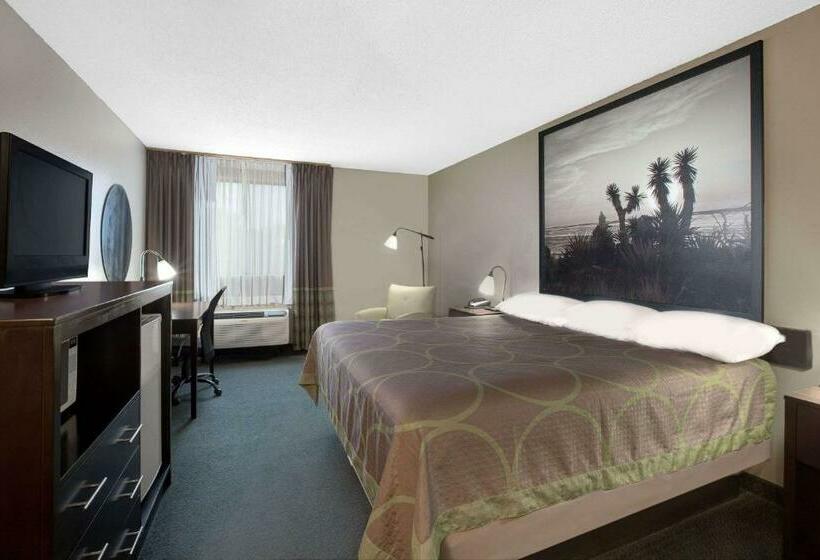اتاق استاندارد با تخت بزرگ, Super 8 By Wyndham Victoria/north/mall Area