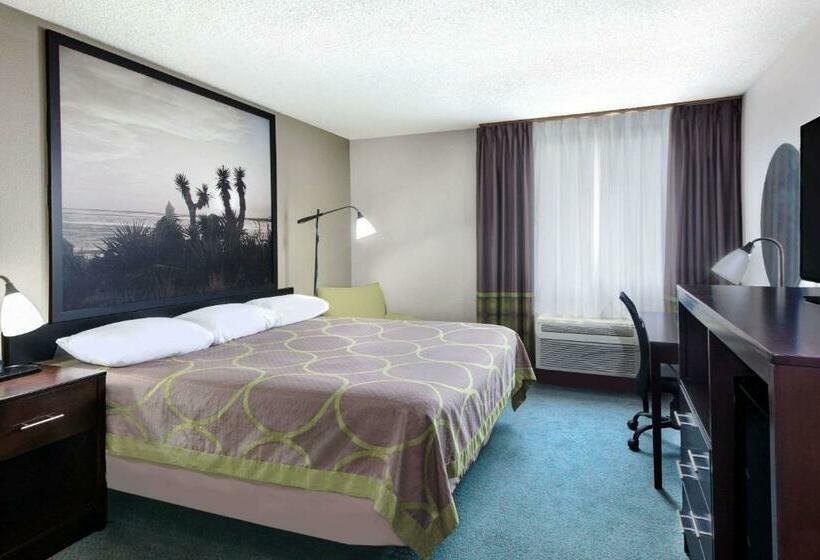 اتاق استاندارد با تخت بزرگ, Super 8 By Wyndham Victoria/north/mall Area