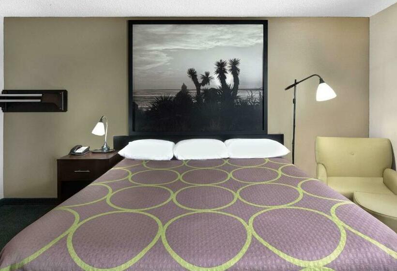 اتاق استاندارد با تخت بزرگ, Super 8 By Wyndham Victoria/north/mall Area