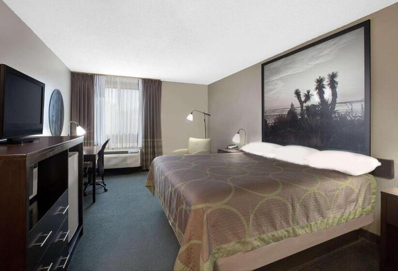 اتاق استاندارد با تخت بزرگ, Super 8 By Wyndham Victoria/north/mall Area