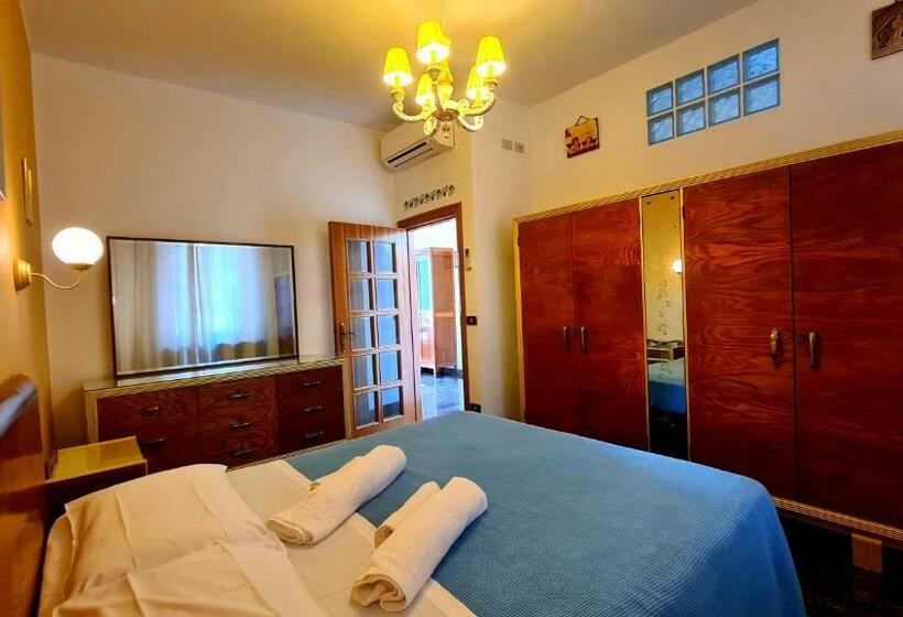 آپارتمان 1 خوابه با تراس, B&b Villa Eugenia