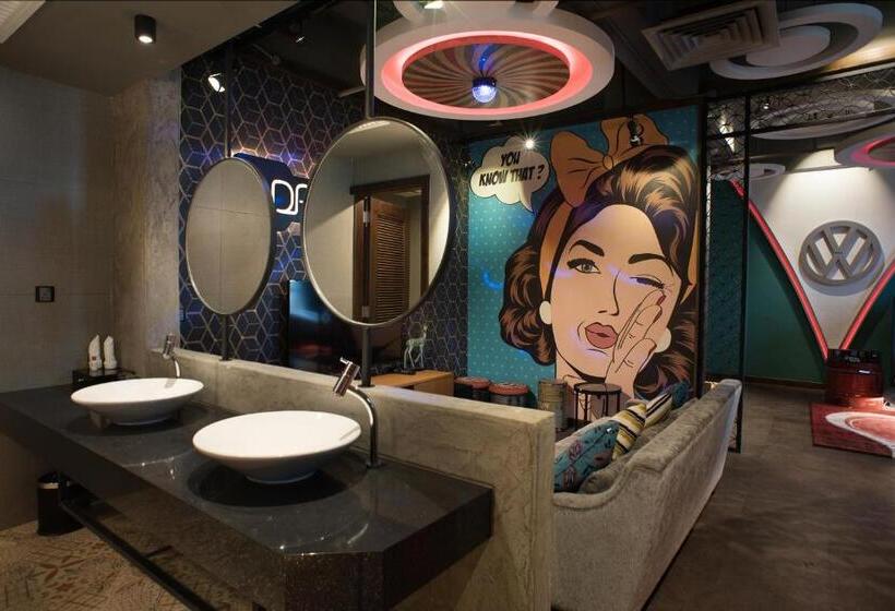 سوییت, Vangohh Eminent Hotel & Spa