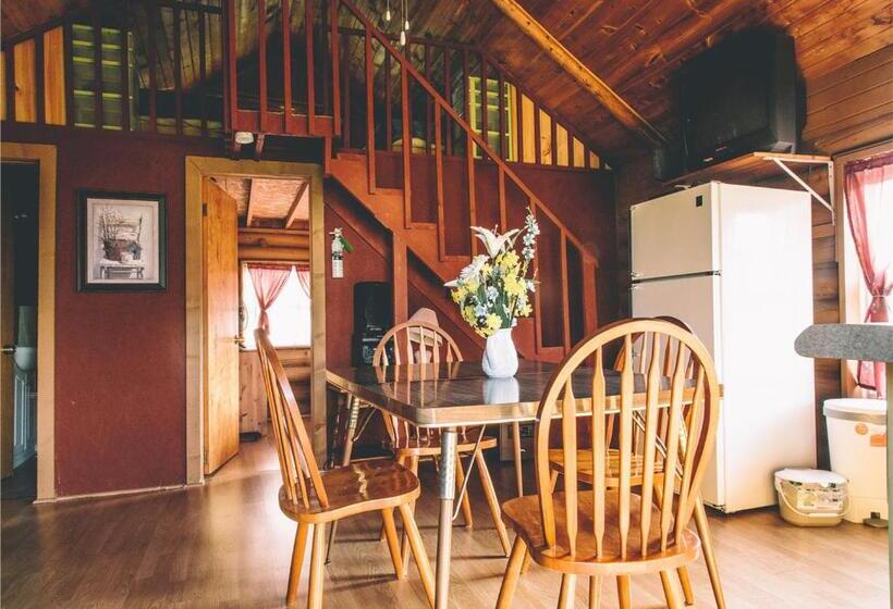 کابین, Island Life Cottages