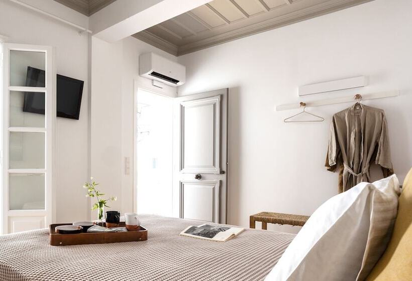 اتاق لوکس, Guesthouse Niriides