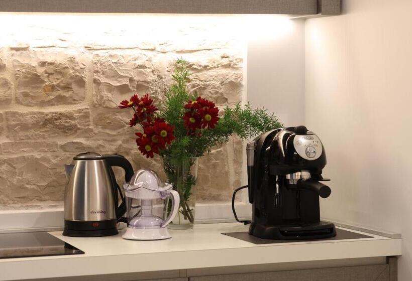 آپارتمان 1 خوابه با بالکن, B&b Arco Caputi