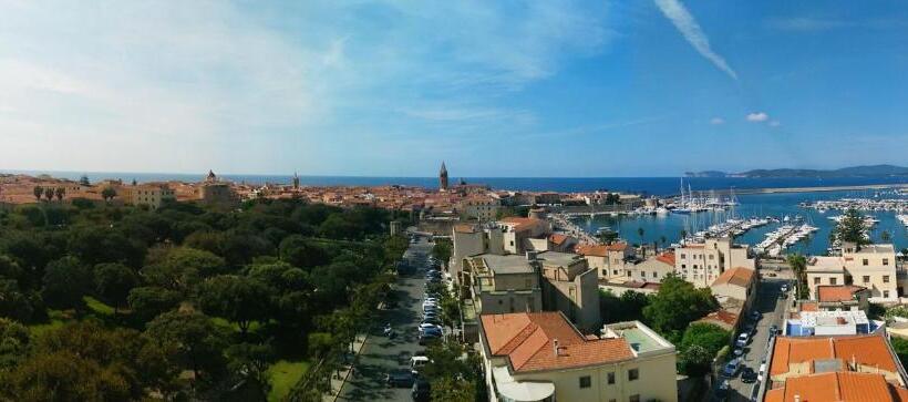 اتاق استاندارد با تخت بزرگ, Alghero Roof Garden